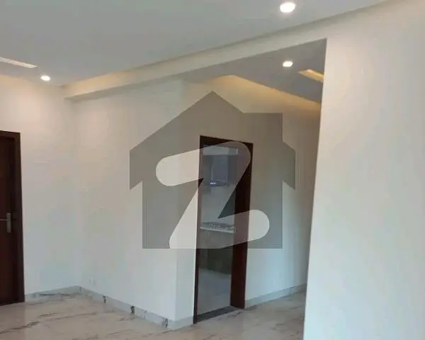 Ready To sale A Flat 10 Marla In Askari 11 Lahore