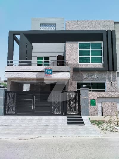 Bahria Nasheman 8 Brand New Luxury Owner Build House Available for Sale Very Lowest Price