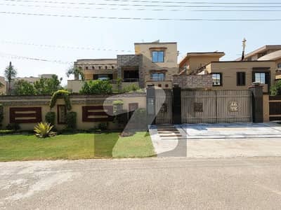 Investors Should Sale This House Located Ideally In Punjab Govt Employees Society
