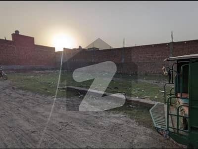 رِنگ روڈ لاہور میں 5 مرلہ رہائشی پلاٹ 7.0 لاکھ میں برائے فروخت۔