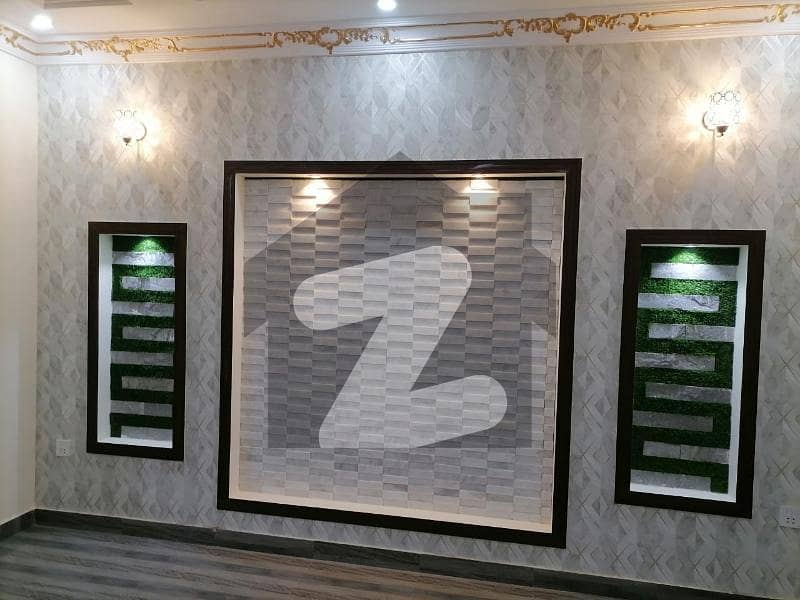 ای ایم ای سوسائٹی ۔ بلاک بی ای ایم ای سوسائٹی,لاہور میں 6 کمروں کا 1 کنال مکان 7.9 کروڑ میں برائے فروخت۔