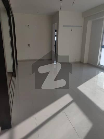 APPARTMENT AVAILABLE FOR SALE IN LUCKYONE APPARTMENT MAIN RASHID MINHAS ROAD