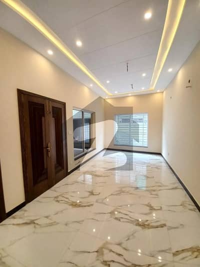 11 Marla Full House with Gas For Rent in Divine Garden Airport Road Lahore Photos not Original