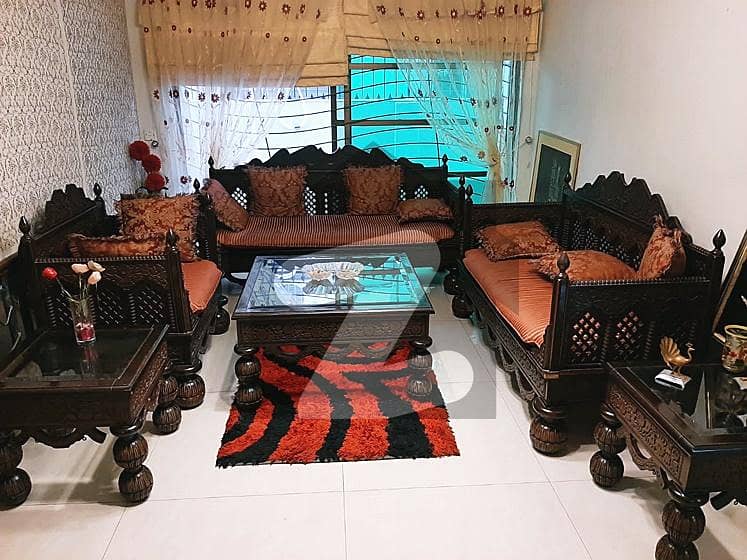ڈی ایچ اے فیز 4 ڈیفنس (ڈی ایچ اے),لاہور میں 5 کمروں کا 1 کنال مکان 6.05 کروڑ میں برائے فروخت۔