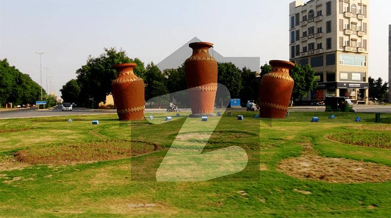 8 MARLA COMMERCIAL PLOT FOR SALE IN BAHRIA TOWN LAHORE