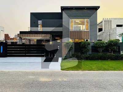 Owner House 1 Kanal Modern Design House For Rent In DHA Phase 8 Block-W Lahore.