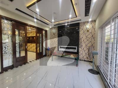 10 Marla Modern House For Sale In Bahria Orchard Phase 1 Central Block