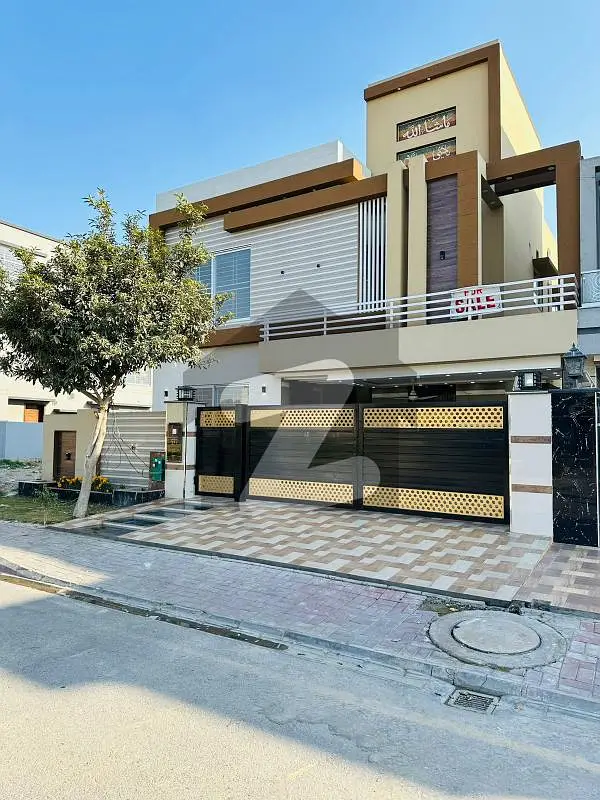 10 Marla Modern House Brand NeW For Sale in Nargis Ext Bahria Town Lahore