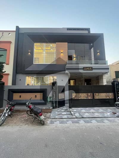 5.50 Marla Brand New House For Sale in Ali block Bahria Town Lahore