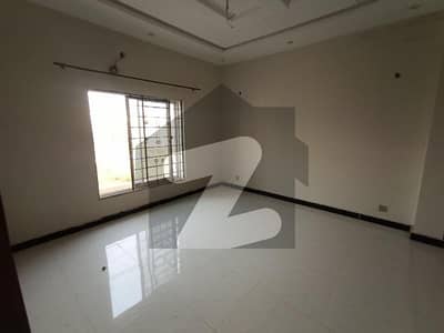10 Marla House uper portion for rent in IEP Engineers Town.