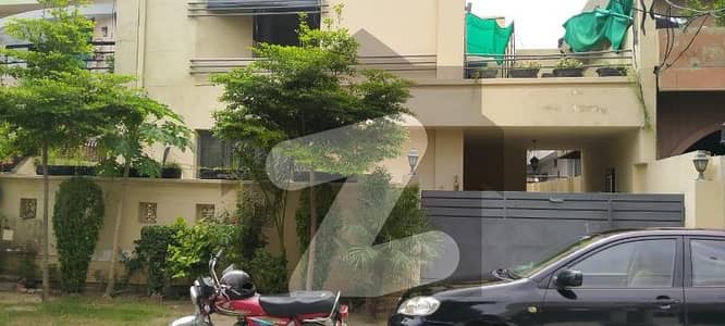 10 MARLA LIKE BRAND NEW FULL HOUSE AVAILABLE FOR RENT IN DHA PHASE 1