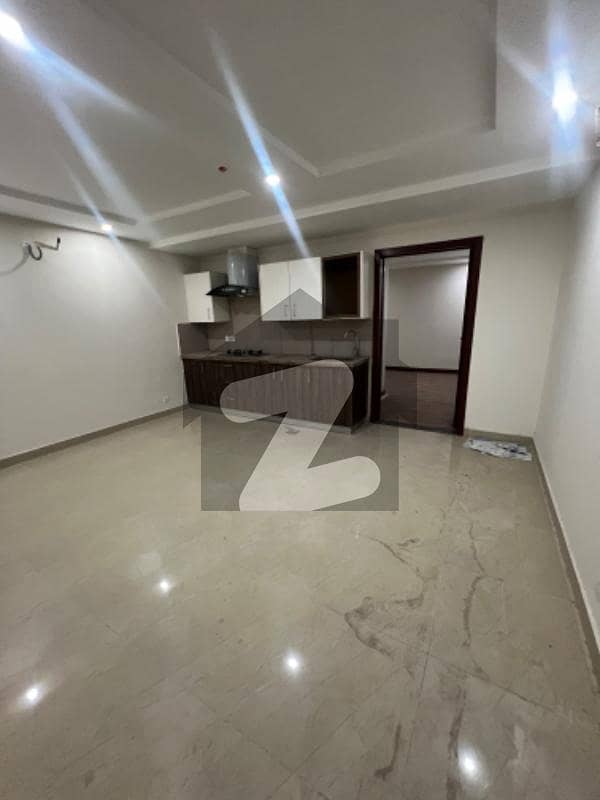 ONE BED LUXURY APARTMENT AVAILABLE FOR Sale IN GULBERG GREENS ISLAMABAD