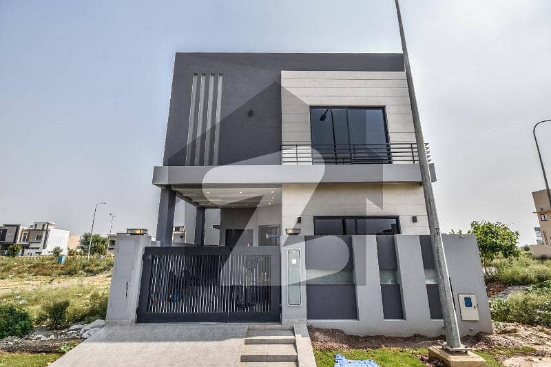 5 Marla Modern Design Full House Available For Rent In DHA Phase 9 Town