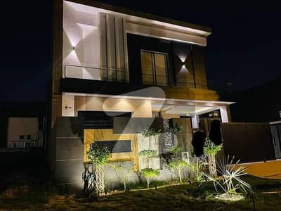 10 Marla Slightly Used House For Rent in DHA Phase-6 Lahore