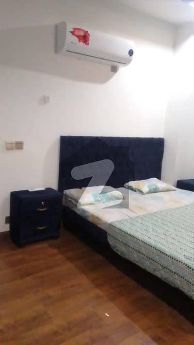 Gulberg Arena Mall 1 Bed Furnished 800sqft Available For Rent Monthly