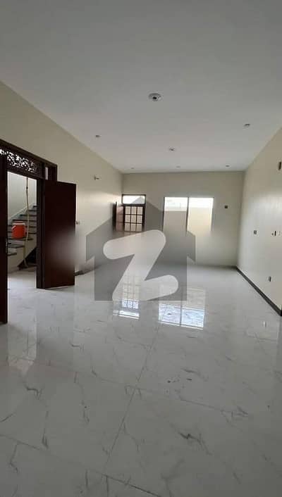 نیا ناظم آباد کراچی میں 4 کمروں کا 10 مرلہ مکان 4.95 کروڑ میں برائے فروخت۔