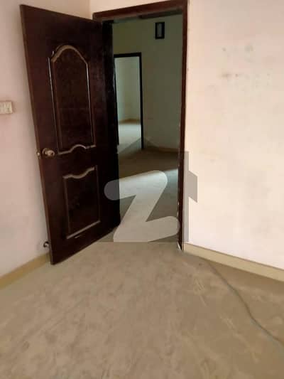 Highly-Desirable House Available In Gulshan-E-Iqbal - Block 5 For Sale