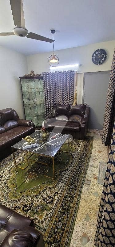 گارڈن ویسٹ کراچی میں 4 کمروں کا 8 مرلہ مکان 1.1 کروڑ میں برائے فروخت۔