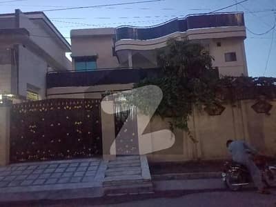 14. Marla Good Condition House Available For Rent In Hayatabad Phase 7 Sector E6 South Open