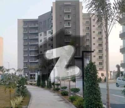 عسکری 11 - سیکٹر ڈی عسکری 11,عسکری,لاہور میں 3 کمروں کا 10 مرلہ فلیٹ 3.3 کروڑ میں برائے فروخت۔