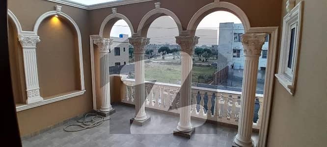 Reasonably-Priced Prime Location 10 Marla House In Jubilee Town - Block D, Lahore Is Available As Of Now
