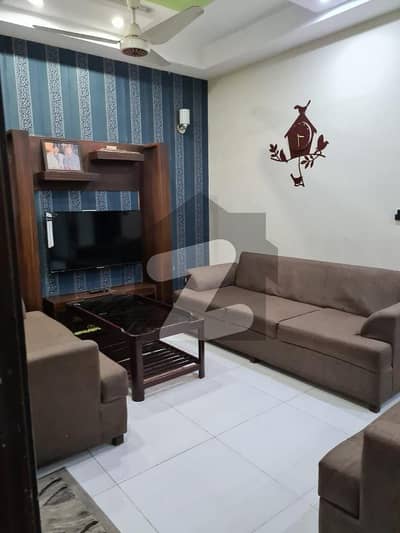 کینال گارڈن لاہور میں 5 کمروں کا 5 مرلہ مکان 1.8 کروڑ میں برائے فروخت۔