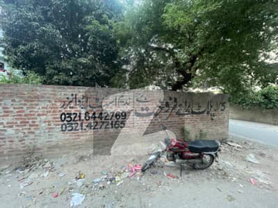 علامہ اقبال ٹاؤن ۔ آصف بلاک علامہ اقبال ٹاؤن,لاہور میں 6 مرلہ رہائشی پلاٹ 1.9 کروڑ میں برائے فروخت۔