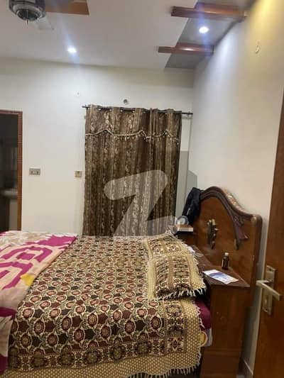 جوہر ٹاؤن فیز 2 جوہر ٹاؤن,لاہور میں 5 کمروں کا 5 مرلہ مکان 95.0 ہزار میں کرایہ پر دستیاب ہے۔