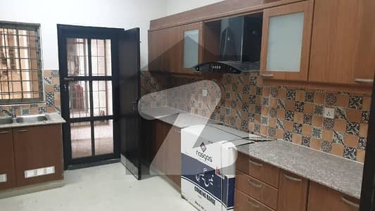 2600 Square Feet Flat In Askari 5 - Sector E Is Available