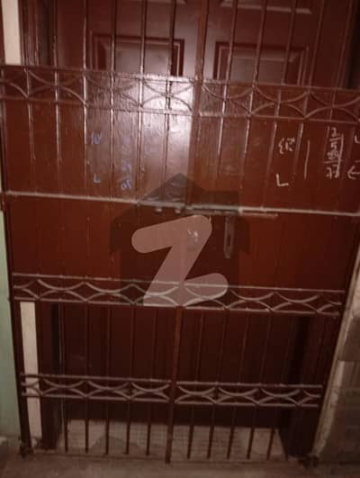 اللہ والا ٹاؤن کورنگی,کراچی میں 2 کمروں کا 3 مرلہ فلیٹ 22.5 لاکھ میں برائے فروخت۔