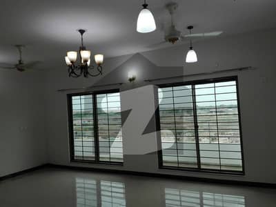 10-Marla 03-Bedroom Ground Floor Apartment Available For Rent In Askari-10 Sector-F Lahore Cantt