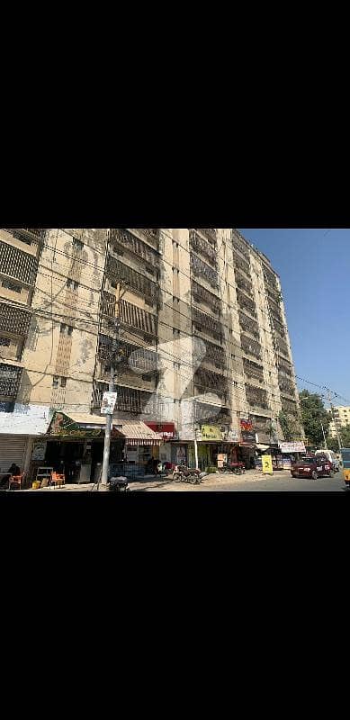 گلستانِِ جوہر ۔ بلاک 13 گلستانِ جوہر,کراچی میں 2 مرلہ دکان 1.7 کروڑ میں برائے فروخت۔