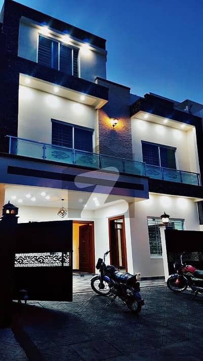 G-13 8 Marla (30X 60) Brand New Designer Luxury House For Sale Double Storey Brand New House Double Unit House Modern And Solid Construction 5Bedrooms Attached Bath 2 Tv Lounge 2 Kitchen 2 Car Porch All Basic Facilities Are Installed No Gas