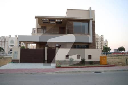 بحریہ ٹاؤن - پریسنٹ 8 بحریہ ٹاؤن کراچی,کراچی میں 5 کمروں کا 10 مرلہ مکان 3.0 کروڑ میں برائے فروخت۔