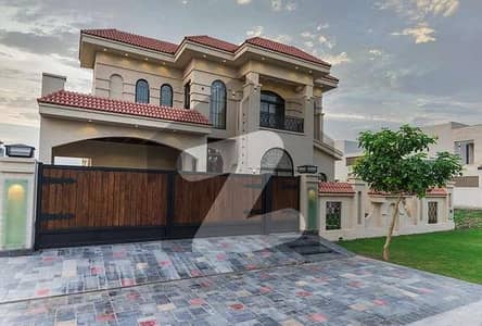 1 kanal Luxurious Bungalow for rent in dha Phase 6 D block
