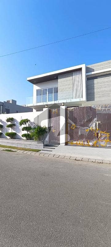 500 Yards Brand New Bungalow For Sale In DHA Phase 8