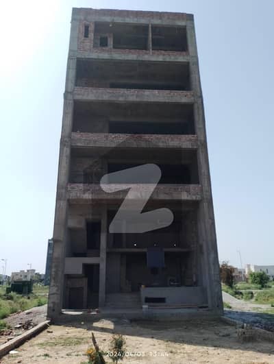 ڈی ایچ اے فیز 7 - بلاک کیو فیز 7,ڈیفنس (ڈی ایچ اے),لاہور میں 4 مرلہ عمارت 12.0 کروڑ میں برائے فروخت۔