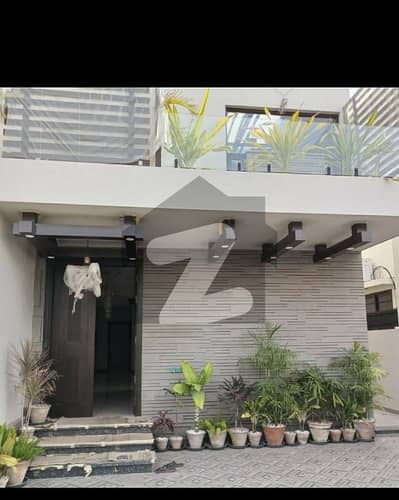 ڈی ایچ اے فیز 6 ڈی ایچ اے ڈیفینس,کراچی میں 5 کمروں کا 1 کنال مکان 18.0 کروڑ میں برائے فروخت۔