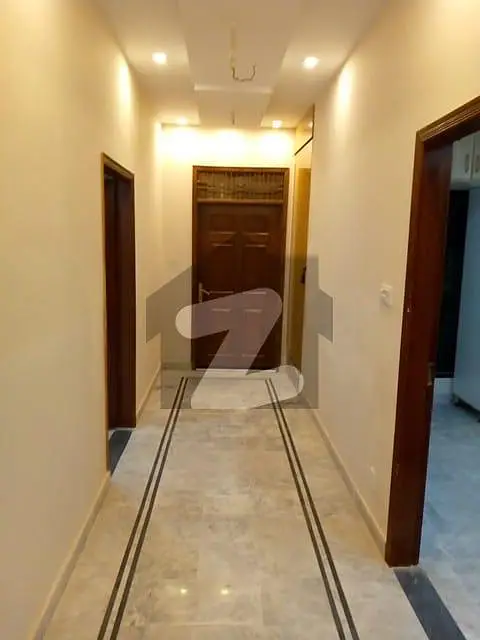 UPPER PORTION FOR SILENT OFFICE AVAILABLE FOR RENT IN JOHAR TOWN