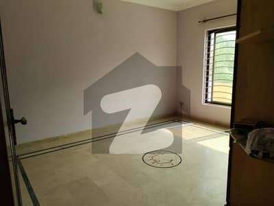G-11 25*50 With Extra Land Full House Available For Rent