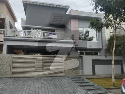 Beautiful luxury House available for sale