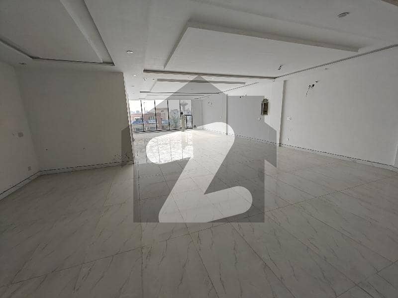 1 KANAL GROUND FLOOR HALL FOR RENT ON MAIN ROAD