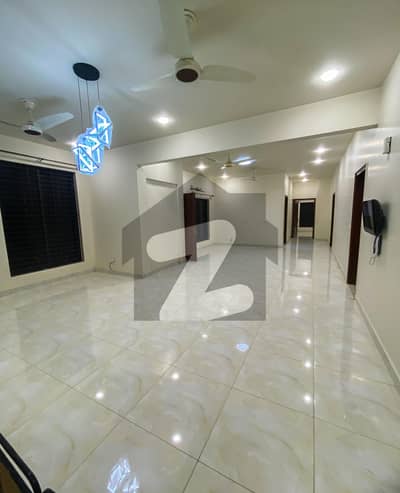 DHA LIKE NEW ULTRA MODERN STYLE UPPER PORTION FOR RENT