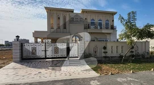 Kanal Brand New Luxurious House For Sale
