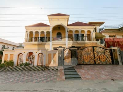 مرغزار آفیسرز کالونی لاہور میں 6 کمروں کا 1 کنال مکان 7.25 کروڑ میں برائے فروخت۔
