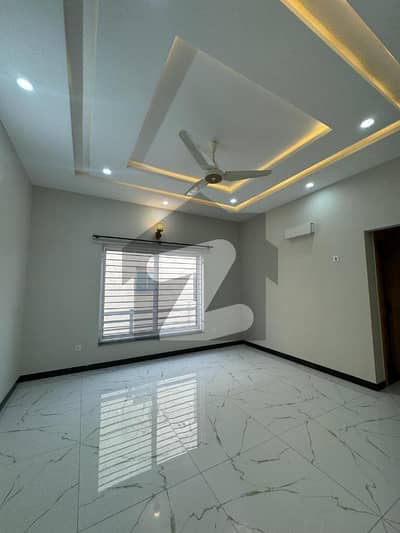 20 Marla Luxury Upper Portion For Rent In G-13 Islamabad