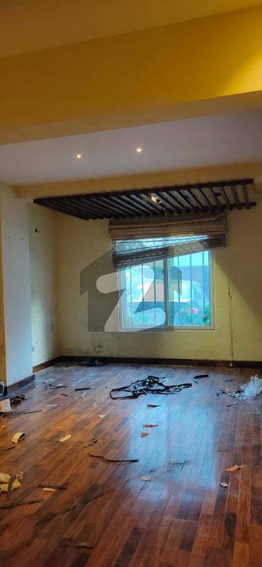 Flat For Sale Fully Renovated