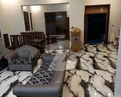 مرغزار آفیسرز کالونی لاہور میں 4 کمروں کا 10 مرلہ مکان 2.8 کروڑ میں برائے فروخت۔