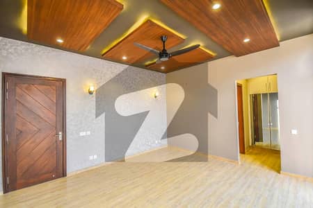 1 Kanal Upper Portion For Rent in Best Location