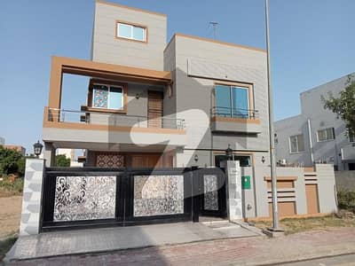 10 Marla House For Sale New Like Condition Talha Block Sector F
